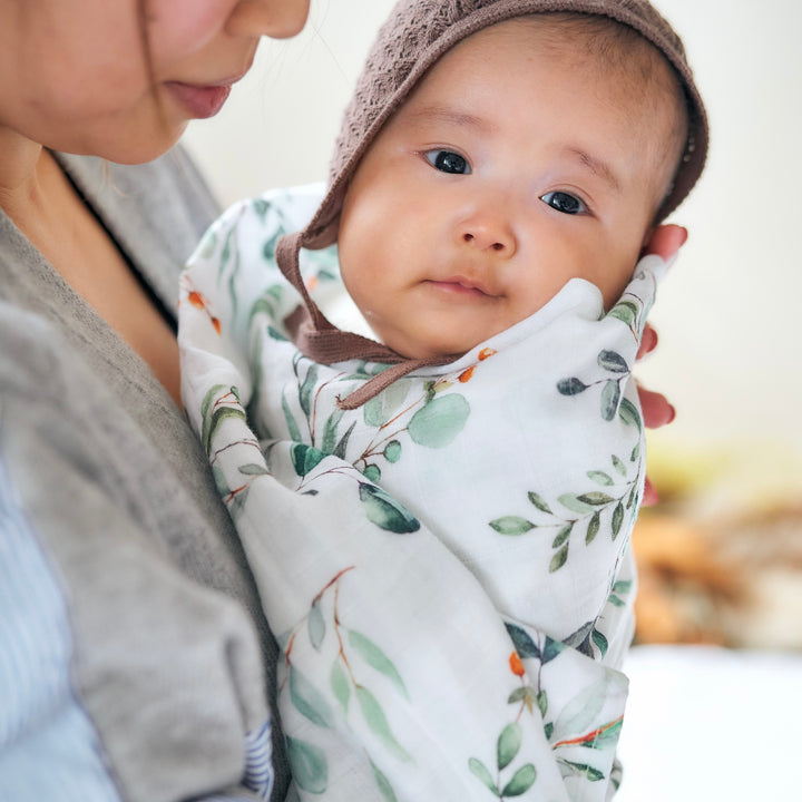 Authentic Leaf Swaddle