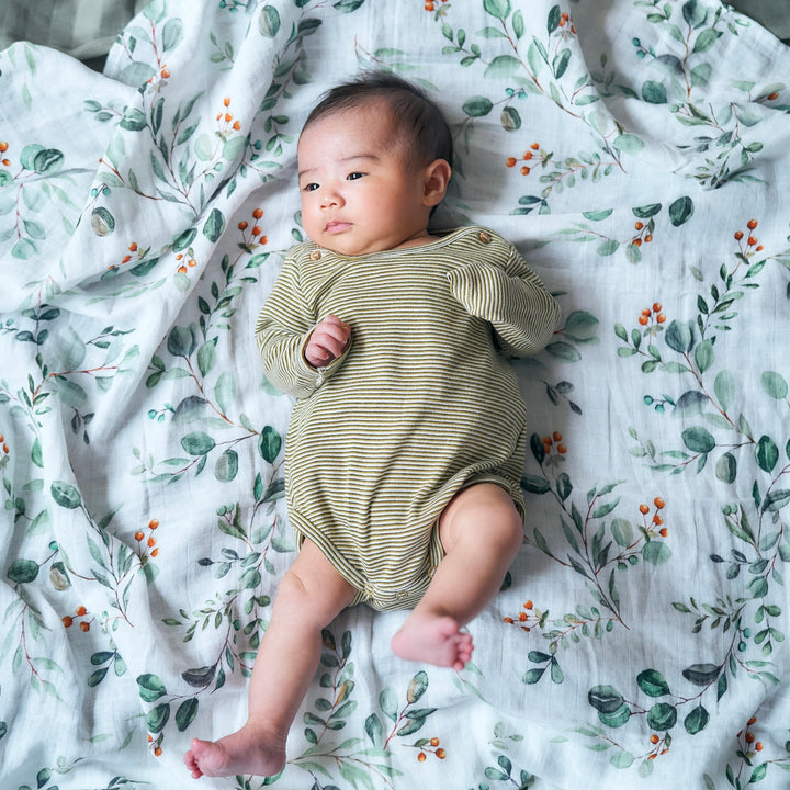 Authentic Leaf Swaddle