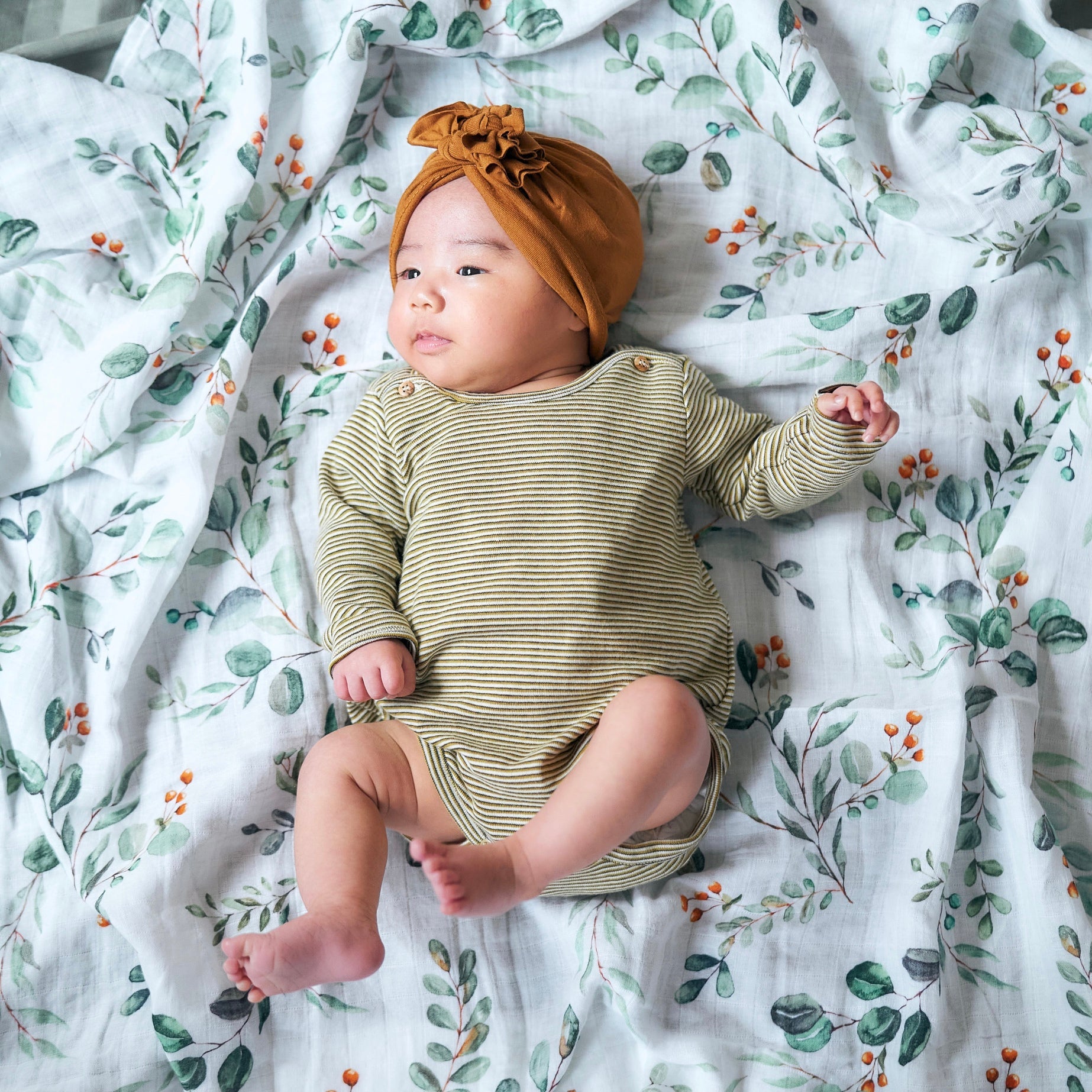 Authentic Leaf Swaddle