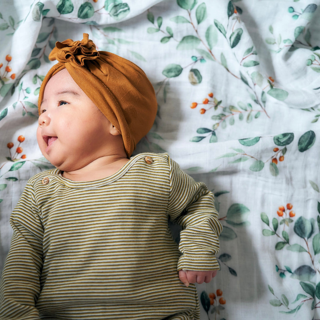Authentic Leaf Swaddle