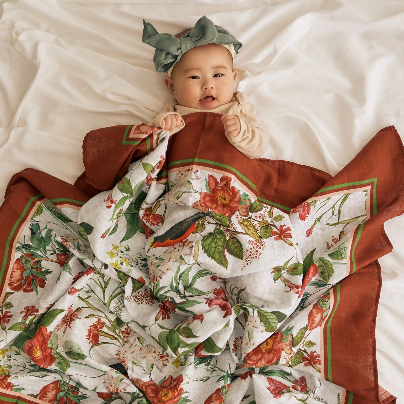 Fiore & Bordeaux Swaddle