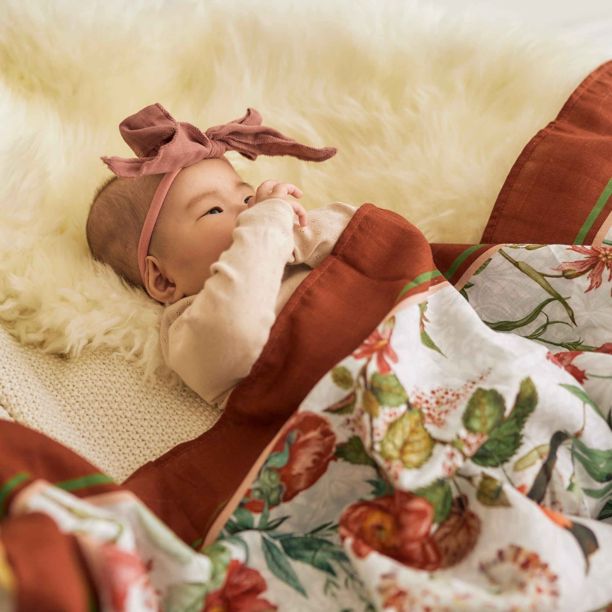 Fiore & Bordeaux Swaddle