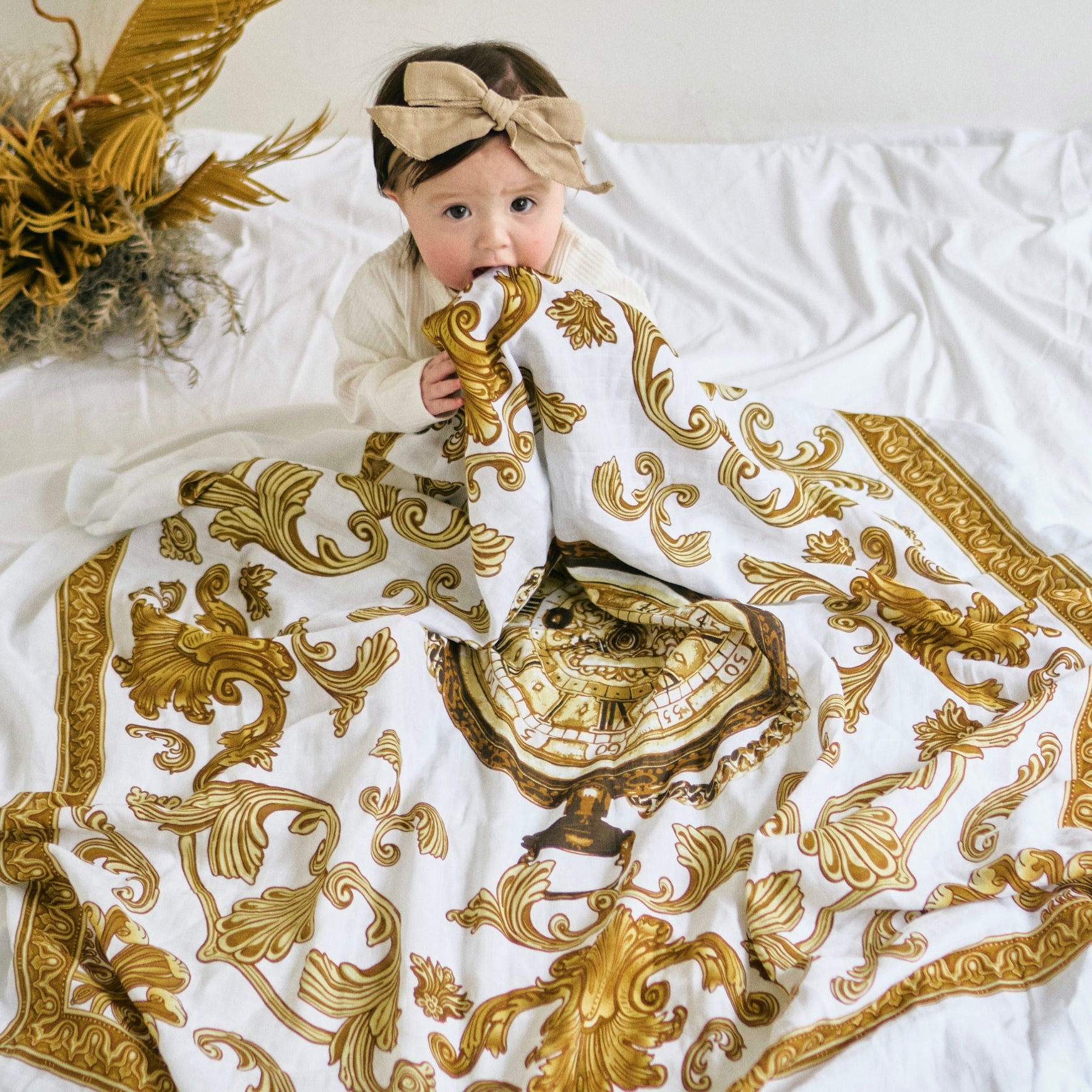 Stay Gold Swaddle