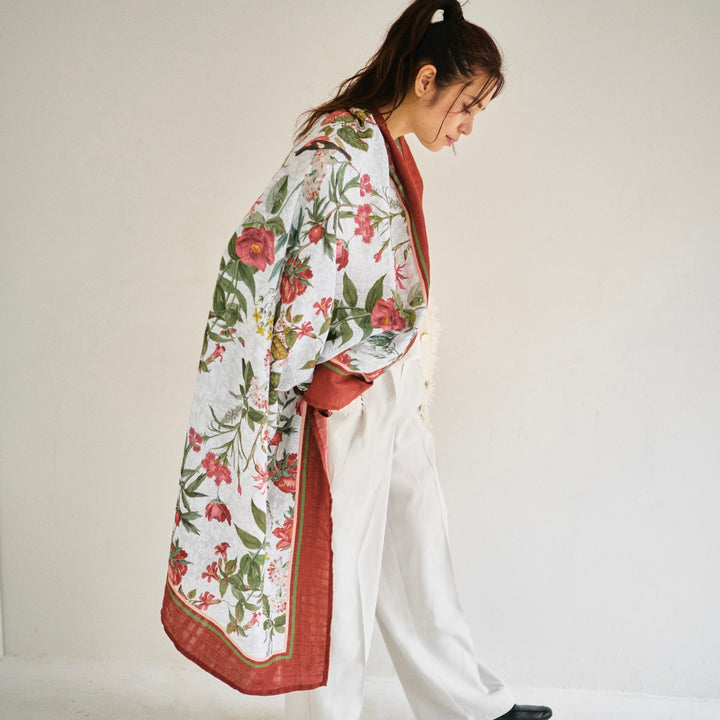 Fiore &amp; Bordeaux Swaddle