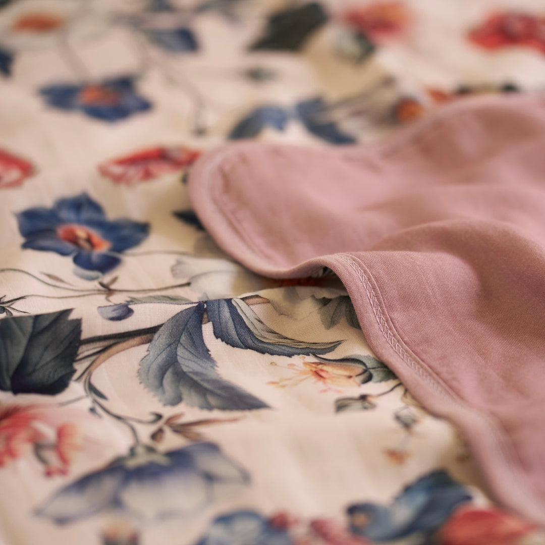 Bouquet de Fleurs Blanket