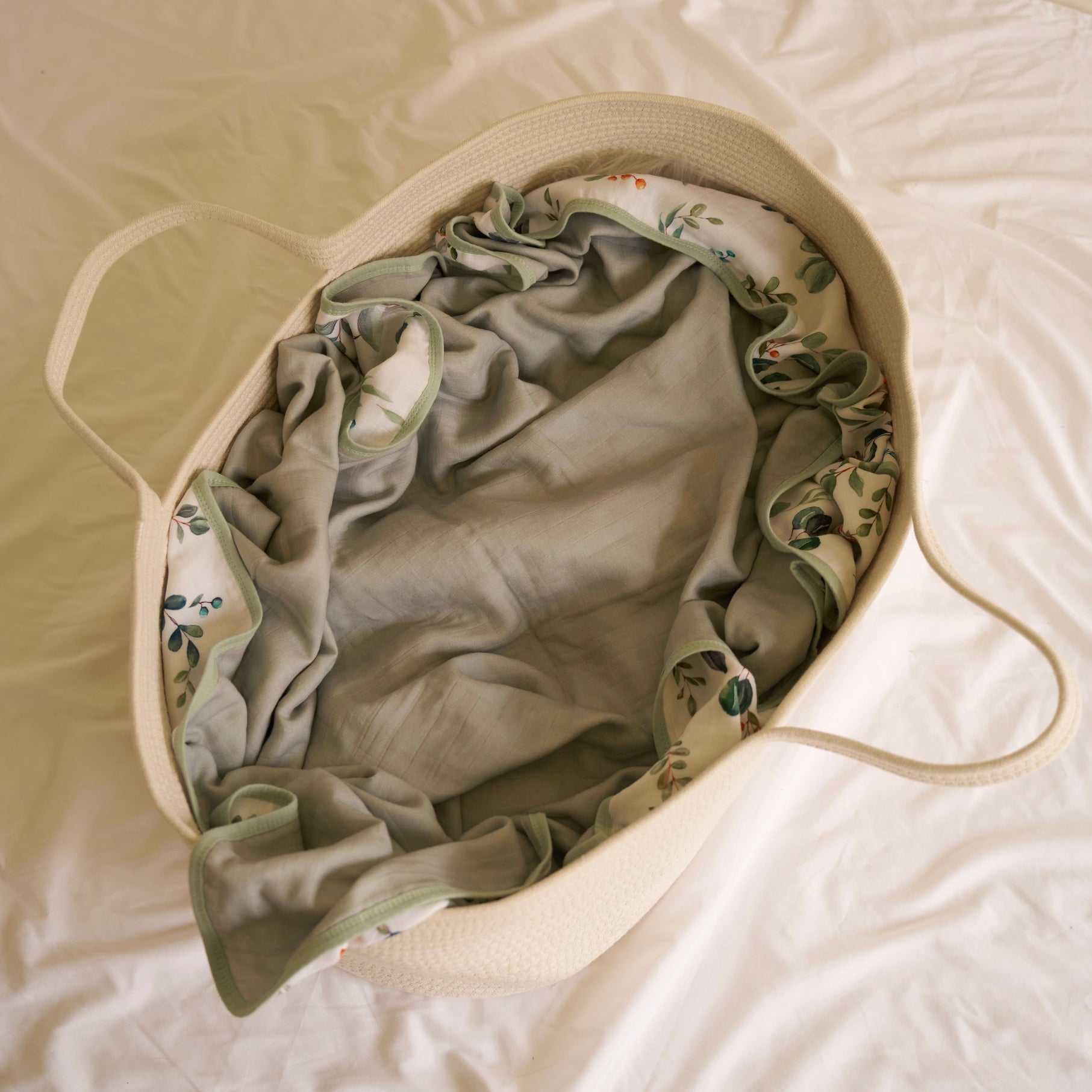 Authentic Leaf Blanket