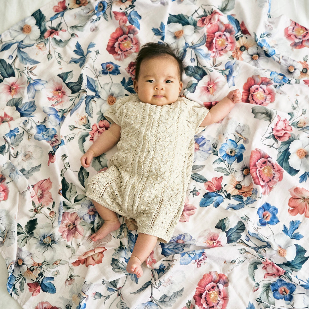 Bouquet de Fleurs Swaddle