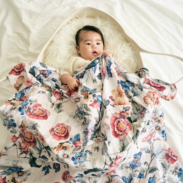 Bouquet de Fleurs Swaddle