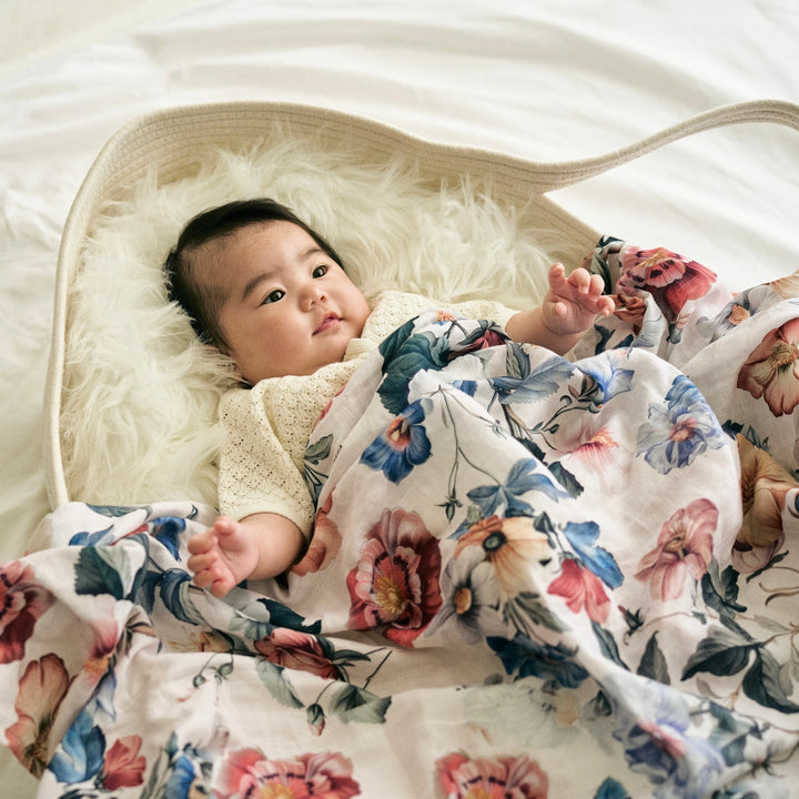 Bouquet de Fleurs Swaddle