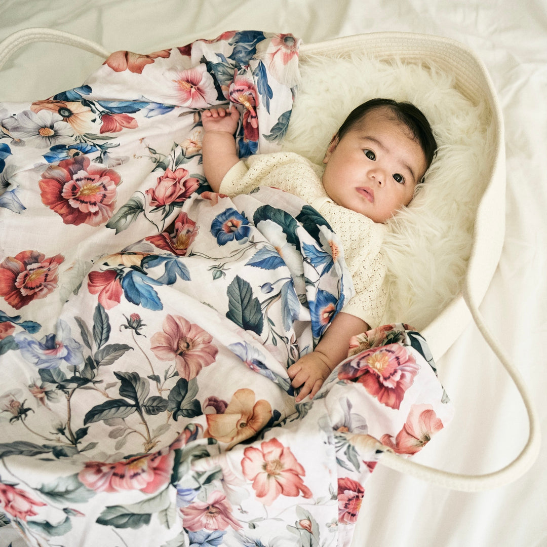Bouquet de Fleurs Swaddle