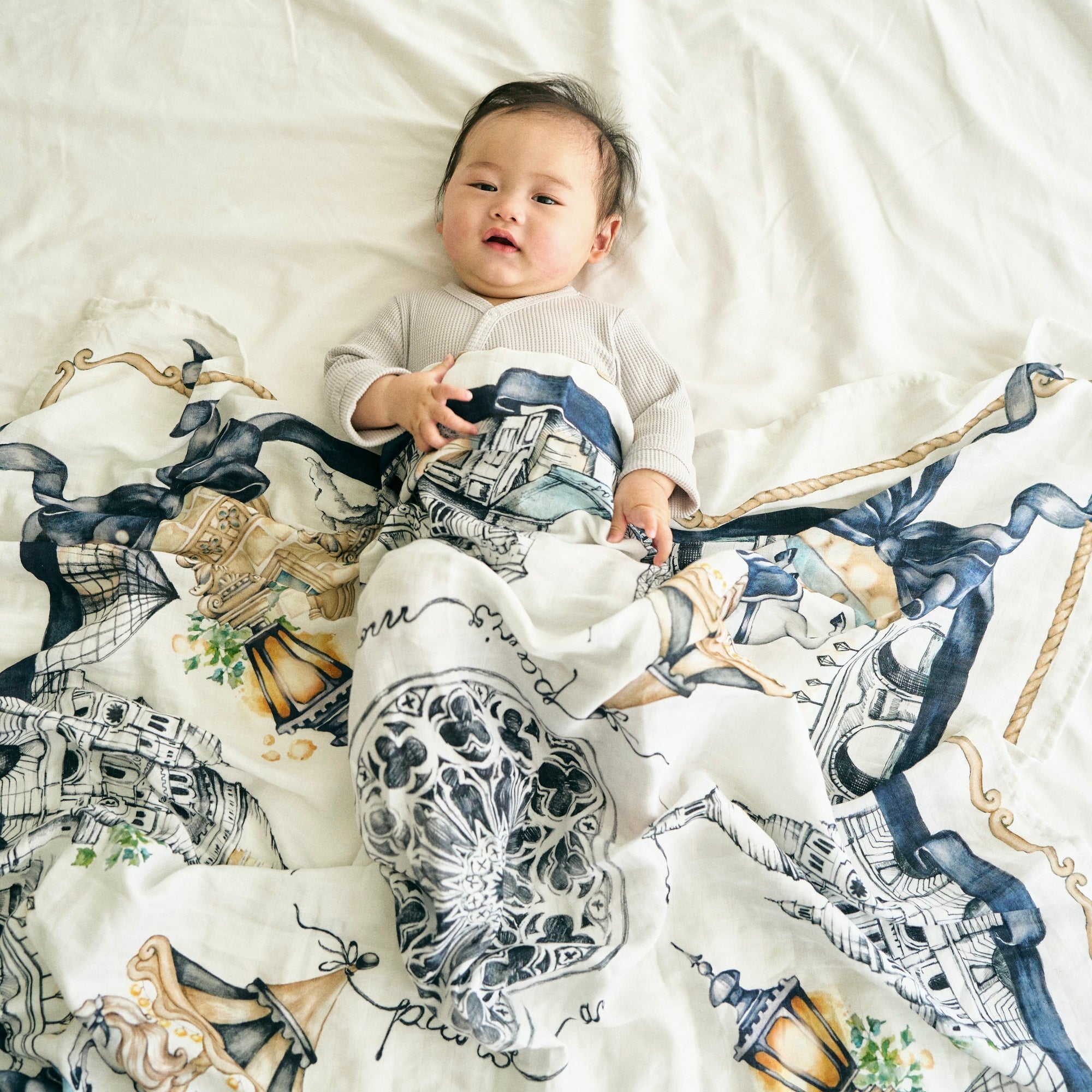 Somewhere in Paris Swaddle