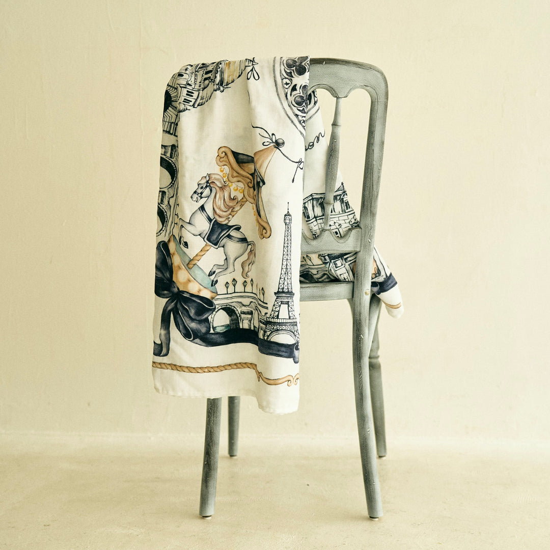 Somewhere in Paris Swaddle
