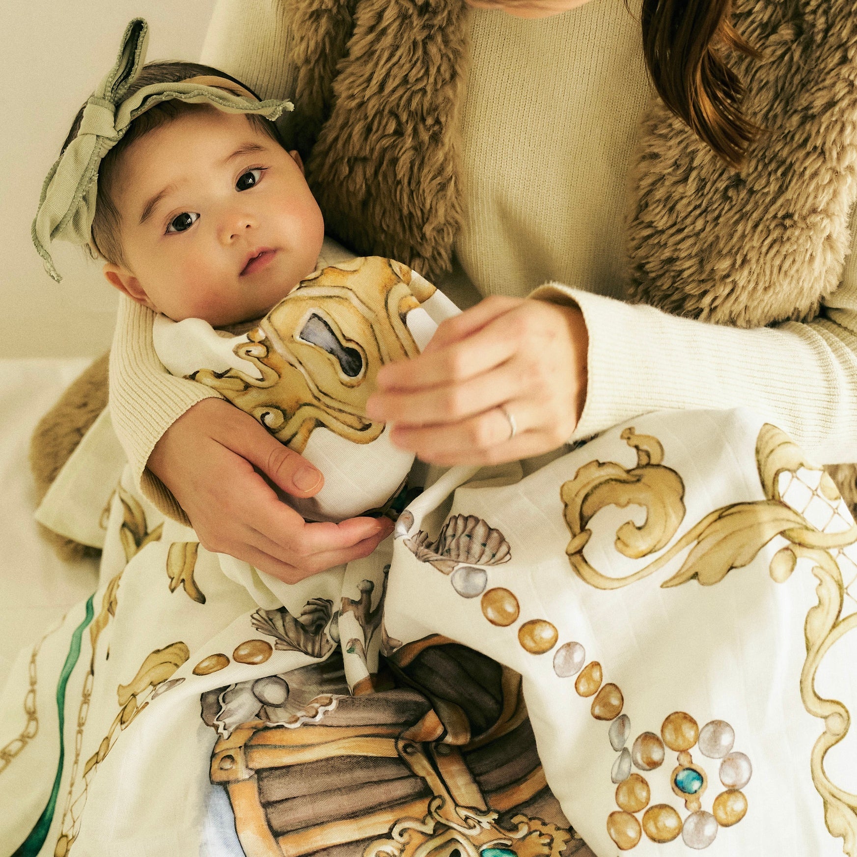 Somewhere in Paris Swaddle