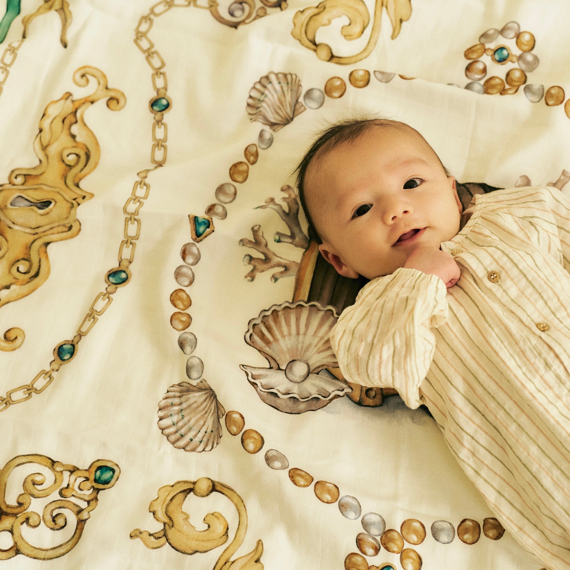 Somewhere in Paris Swaddle