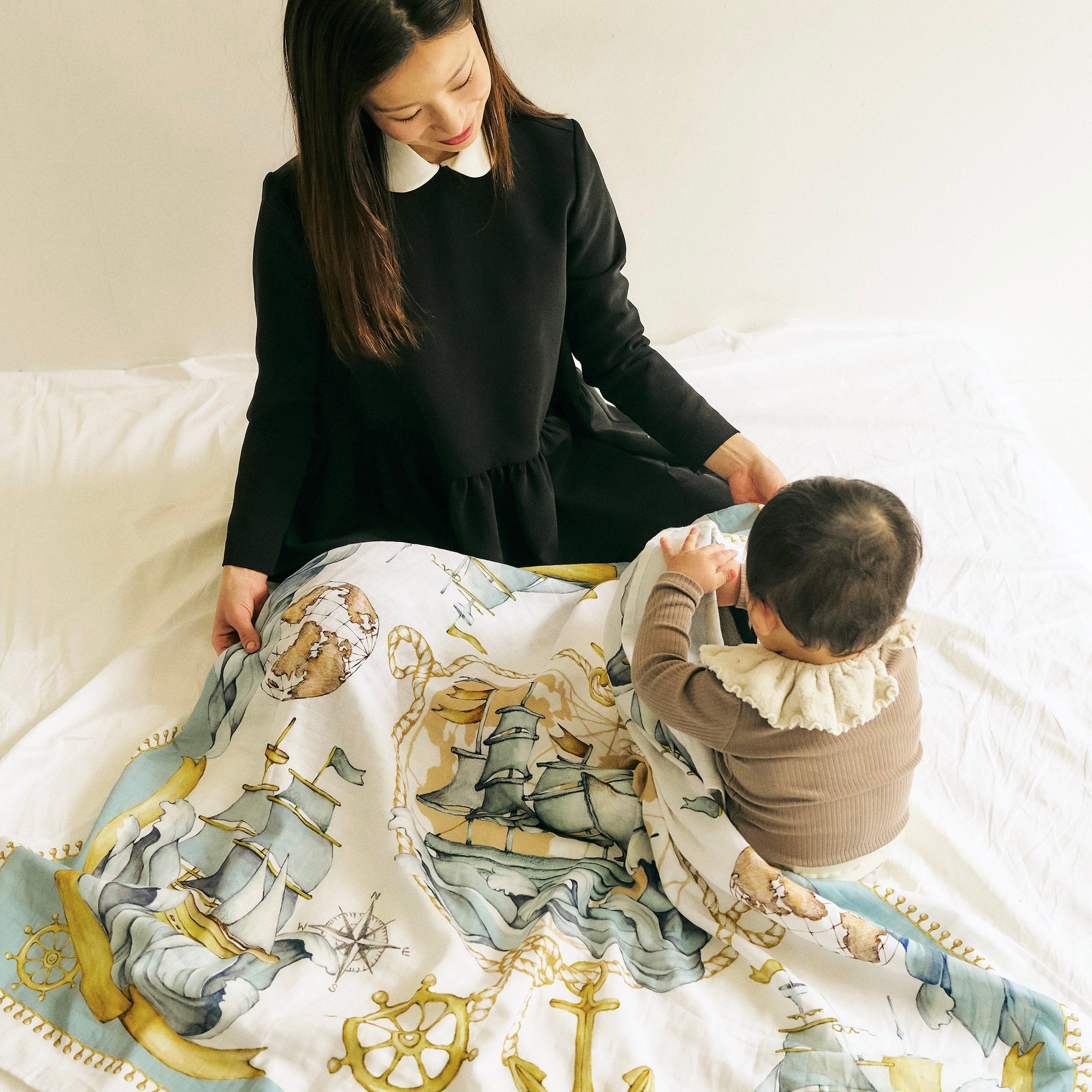Somewhere in Paris Swaddle