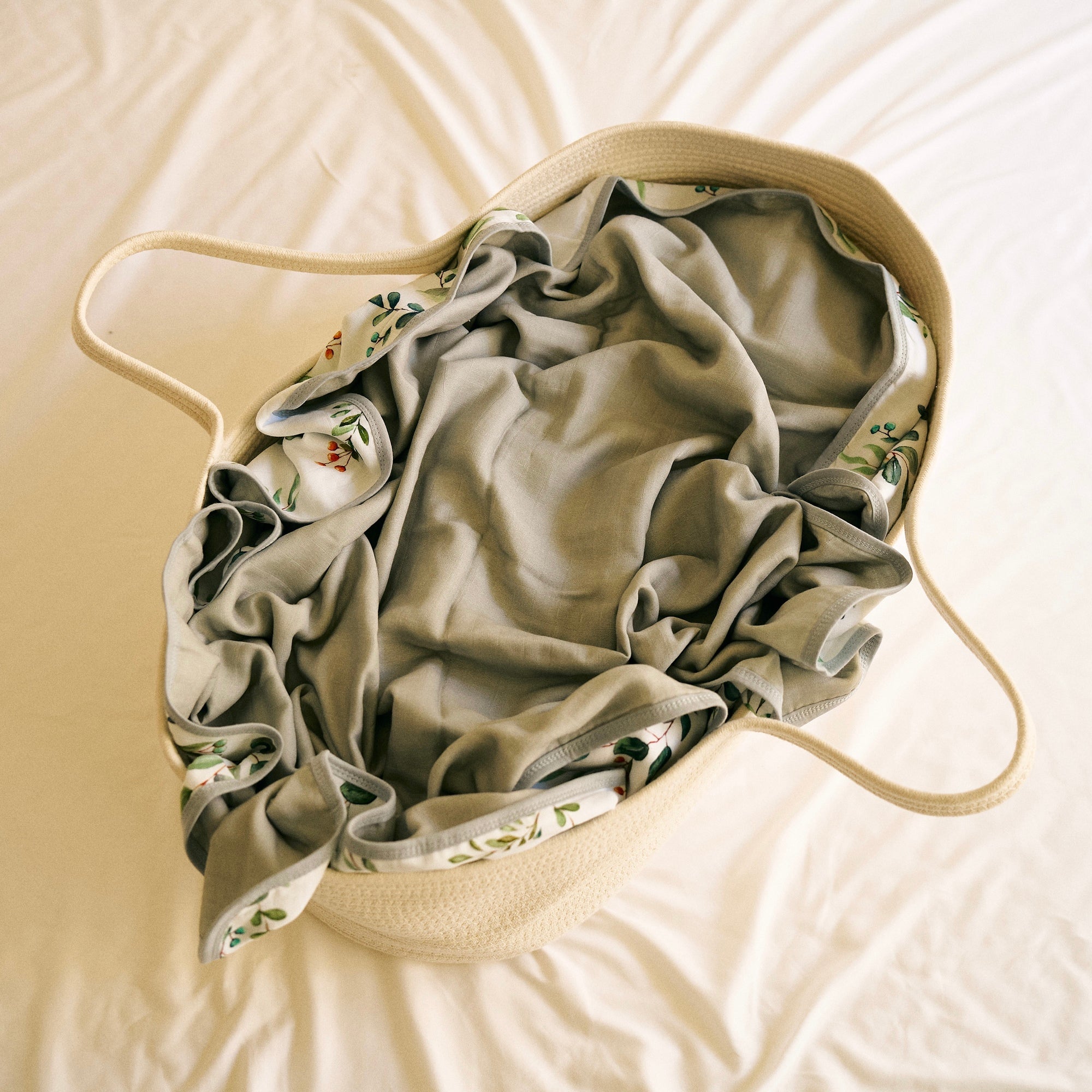 Authentic Leaf Blanket