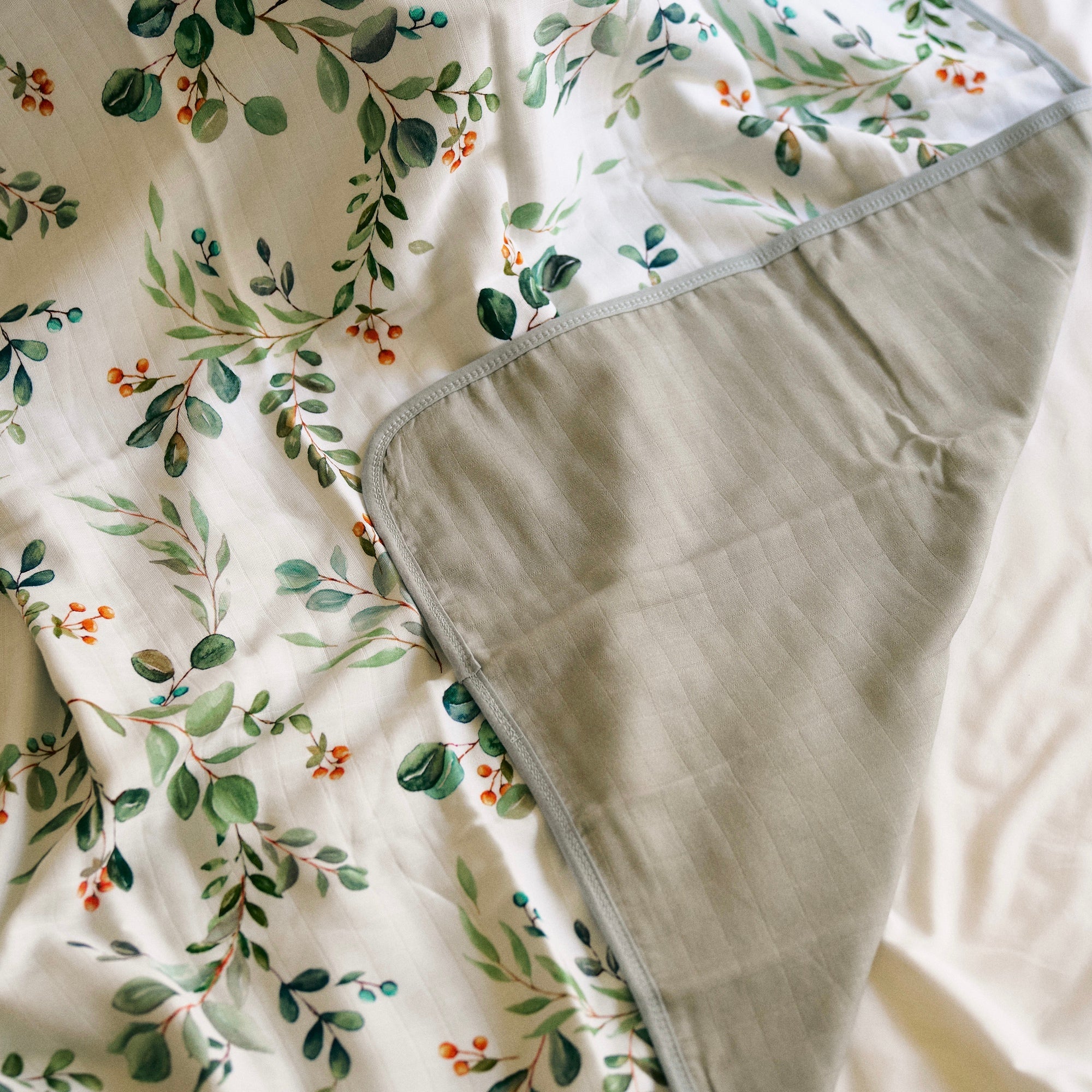 Authentic Leaf Blanket